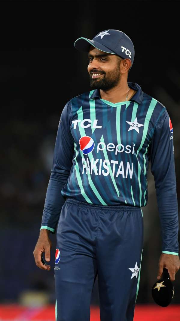बाबर बने पाकिस्तान के सबसे सफल T20 कप्तान, टॉप-5 में ये स्टार खिलाड़ी 