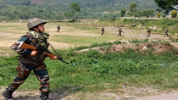 मणिपुरः कुकी उग्रवादियों के हमले में CRPF के दो जवान शहीद