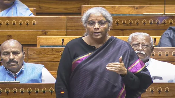 सरकार ने इनकम टैक्स बिल लोकसभा से लिया वापस, नया बिल 11 अगस्त को पेश होगा, जानें  वित्त मंत्री ने क्या कहा