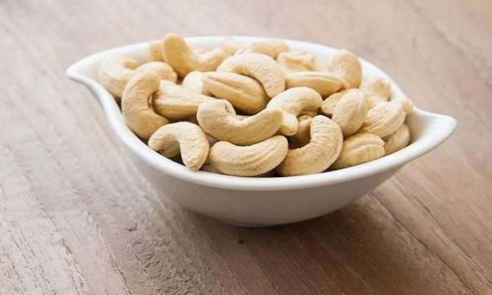Amazing benefits of Cashew -शरीर को स्वस्थ रखने में मदद करता है काजू का सेवन - India TV Hindi News