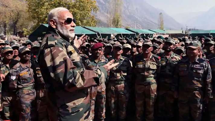 BSF जवानों के साथ दिवाली मनाने जैसलमेर रवाना हुए प्रधानमंत्री मोदी, CDS भी  साथ रहेंगे मौजूद - India TV Hindi News