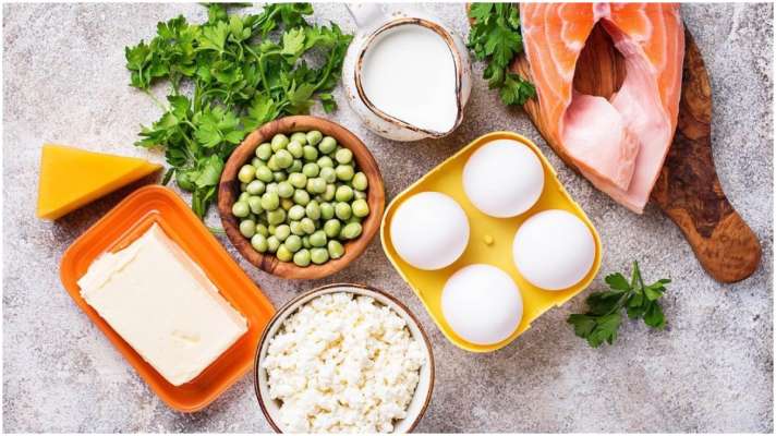 vitamin D deficiency fatigue body pain learn how to overcome these symptoms-शरीर में थकान-पीठ दर्द जैसे लक्षण देते हैं विटामिन डी की कमी के संकेत, जानें कैसे दूर करें - India TV