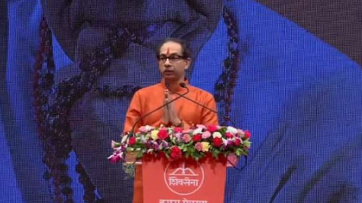 Uddhav Thackeray challenges BJP, If you have courage bring down my  government । भाजपा ना ही 'वीर' सावरकर को समझ पाई है और ना ही महात्मा गांधी  को: उद्धव ठाकरे - India