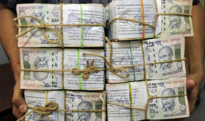 सरकारी बैंकों का NPA अप्रैल-दिसंबर में एक लाख करोड़ रुपए बढ़ा, बैड बैंक की स्थापना पर हो रही है चर्चा सरकारी बैंकों का NPA अप्रैल-दिसंबर में एक लाख करोड़ रुपए बढ़ा, बैड बैंक की स्थापना पर हो रही है चर्चा- India TV Paisa