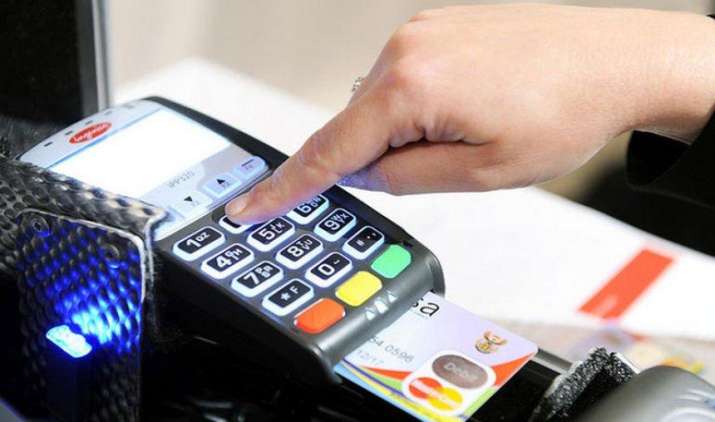 Nothing is Free: Credit Card के Reward points आपको पड़ सकते हैं महंगे, इन 7 बातों से रहें सावधान Nothing is Free: Credit Card के Reward points आपको पड़ सकते हैं महंगे, इन 7 बातों से रहें सावधान- India TV Paisa