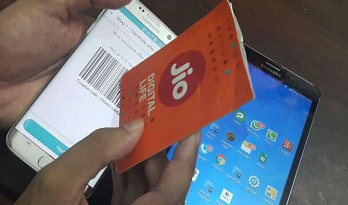 Reliance Jio यूजर्स को अब मिलेगा 6-सीरीज वाला मोबाइल नंबर, रिपोर्ट में हुआ खुलासा Reliance Jio यूजर्स को अब मिलेगा 6-सीरीज वाला मोबाइल नंबर, रिपोर्ट में हुआ खुलासा- India TV Paisa