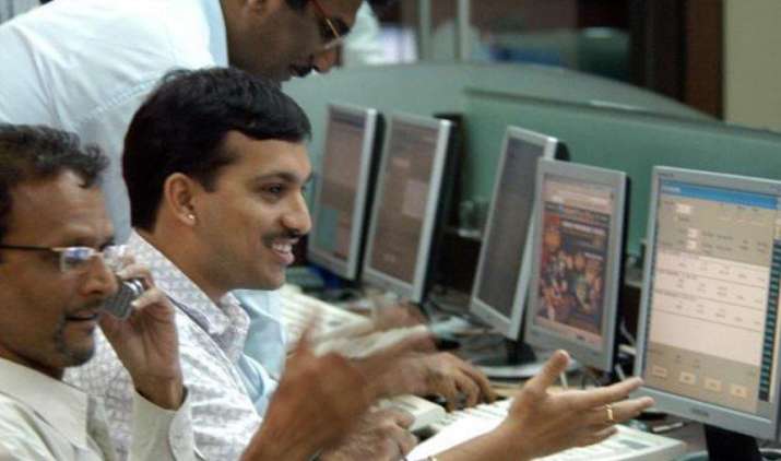 शेयर बाजार में लौटी खरीदारी, सेंसेक्स 50 और निफ्टी 15 अंक उछला, सरकारी बैंकिंग शेयरों में सबसे ज्यादा तेजी शेयर बाजार में लौटी खरीदारी, सेंसेक्स 50 और निफ्टी 15 अंक उछला, सरकारी बैंकिंग शेयरों में सबसे ज्यादा तेजी- India TV Paisa