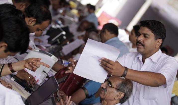 मनी लांड्रिंग से जुड़े बैंक जमा पर नहीं मिलेगी कोई माफी, CBDT ने जारी किए विशेष दिशा निर्देश मनी लांड्रिंग से जुड़े बैंक जमा पर नहीं मिलेगी कोई माफी, CBDT ने जारी किए विशेष दिशा निर्देश- India TV Paisa