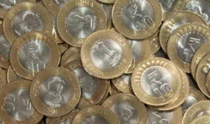बहुत आसान है घर में जमा सिक्कों और फटे पुराने नोटों को एक्सचेंज कराना, RBI के निर्देश से कोई भी बैंक इंकार नहीं कर सकता बहुत आसान है घर में जमा सिक्कों और फटे पुराने नोटों को एक्सचेंज कराना, RBI के निर्देश से कोई भी बैंक इंकार नहीं कर सकता- India TV Paisa