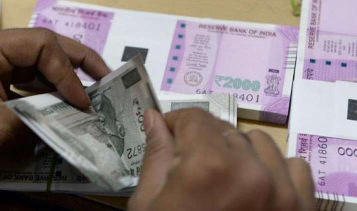 FY-17 में म्यूचुअल फंड की संपत्ति 42 प्रतिशत बढ़ी, 17.5 लाख करोड़ रुपए पर पहुंची FY-17 में म्यूचुअल फंड की संपत्ति 42 प्रतिशत बढ़ी, 17.5 लाख करोड़ रुपए पर पहुंची- India TV Paisa