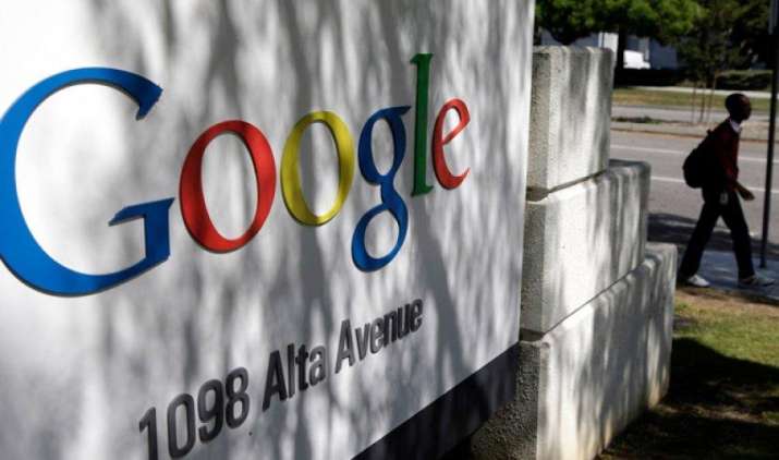 Google ने Apple के इंजीनियर मनु गुलाटी को दी बड़ी जिम्मेदारी, बनाएंगे आइफोन को टक्कर देना वला नया पिक्सल फोन Google ने Apple के इंजीनियर मनु गुलाटी को दी बड़ी जिम्मेदारी, बनाएंगे आइफोन को टक्कर देना वला नया पिक्सल फोन- India TV Paisa