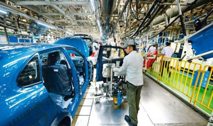 जनवरी-मार्च तिमाही में GDP की वृद्धि दर रही 6.1%, 2016-17 में ग्रोथ का आंकड़ा रहा 7.1 प्रतिशत जनवरी-मार्च तिमाही में GDP की वृद्धि दर रही 6.1%, 2016-17 में ग्रोथ का आंकड़ा रहा 7.1 प्रतिशत- India TV Paisa