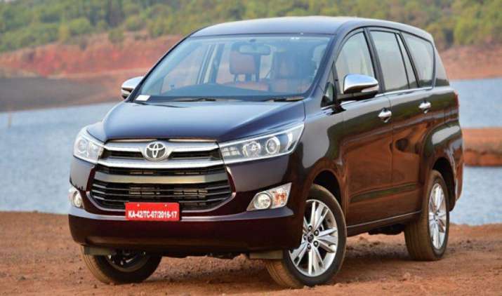 Toyota की फॉर्च्यूनर और इनोवा हुईं महंगी, कंपनी ने 2 प्रतिशत तक बढ़ाई कीमतें Toyota की फॉर्च्यूनर और इनोवा हुईं महंगी, कंपनी ने 2 प्रतिशत तक बढ़ाई कीमतें- India TV Paisa