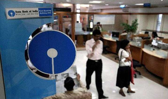 सरकारी बैंकों की संख्या 21 से घटा कर 12 करेगी सरकार, SBI जैसे होंगे 3 से 4 विश्व स्तरीय बैंक सरकारी बैंकों की संख्या 21 से घटा कर 12 करेगी सरकार, SBI जैसे होंगे 3 से 4 विश्व स्तरीय बैंक- India TV Paisa