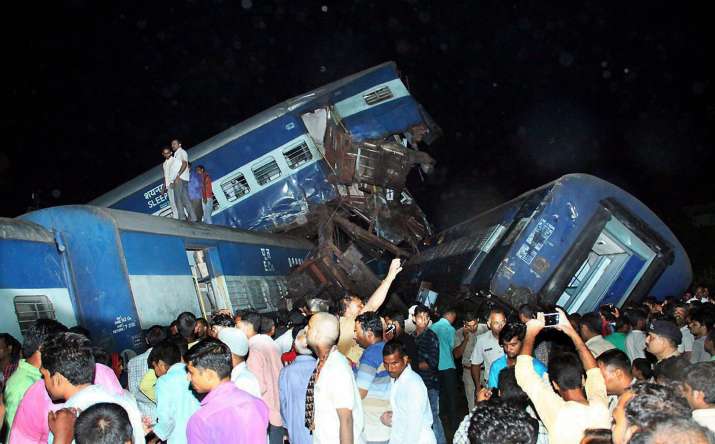 21 killed, 97 wounded in Utkal Express train accident 21 killed, 97 wounded in Utkal Express train accident- India TV Hindi