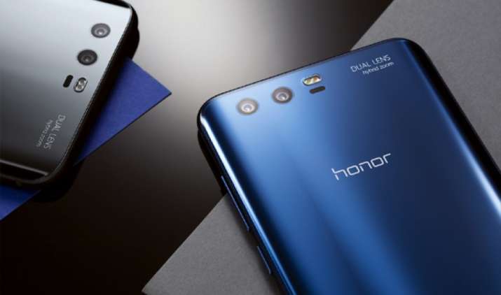 5 अक्टूबर को भारत में लॉन्च होगा Honor 9 स्मार्टफोन, 6GB रैम और डुअल रियर कैमरे से है लैस 5 अक्टूबर को भारत में लॉन्च होगा Honor 9 स्मार्टफोन, 6GB रैम और डुअल रियर कैमरे से है लैस- India TV Paisa