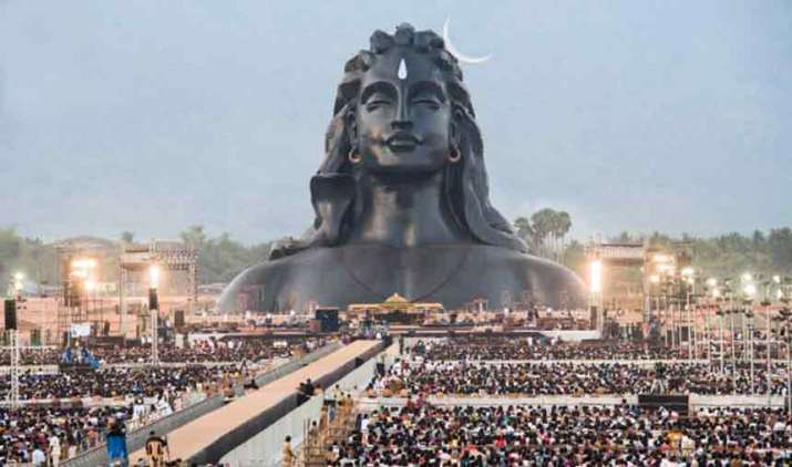 Sadhguru-Jaggi-Vasudev-and-3-lakh-devotees-immersed-in-Mahashivratri-celebrations Sadhguru-Jaggi-Vasudev-and-3-lakh-devotees-immersed-in-Mahashivratri-celebrations- India TV Hindi