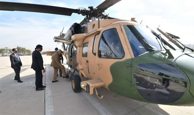 PM Modi takes a chopper of Jordan government to reach Ramallah and escorted by Israel Air Force PM Modi takes a chopper of Jordan government to reach Ramallah and escorted by Israel Air Force- India TV Hindi