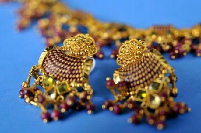 Tanishq to exchange old gold jewellery at market price of... Tanishq to exchange old gold jewellery at market price of...- India TV Paisa