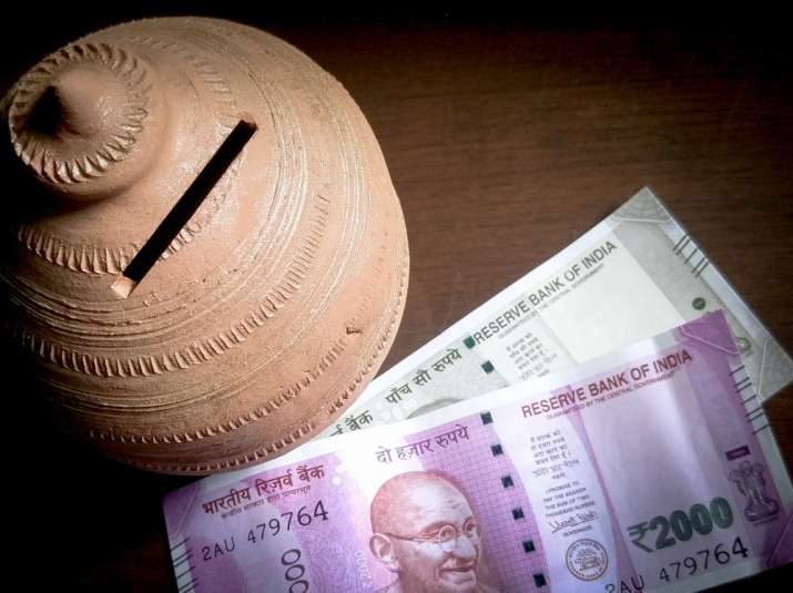 Lok Sabha passes Gratuity and Specific Relief Amendment Bills Lok Sabha passes Gratuity and Specific Relief Amendment Bills- India TV Paisa