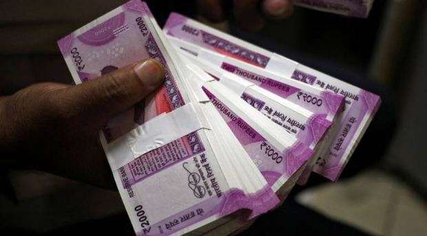 FPI outflow hits 5 month high FPI outflow hits 5 month high- India TV Paisa