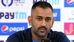 MS Dhoni sues Amrapali group MS Dhoni sues Amrapali group - India TV Paisa