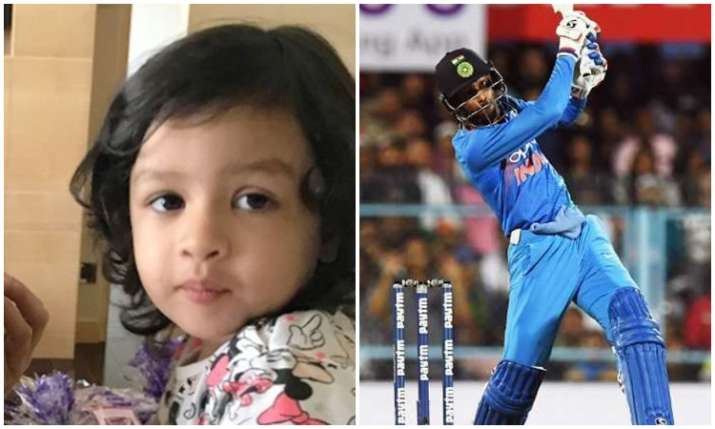 जीवा धोनी और हार्दिक... जीवा धोनी और हार्दिक...- India TV Hindi