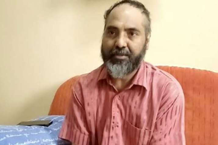 Indian expat loses hands, feet after minor infection in Abu Dhabi Indian expat loses hands, feet after minor infection in Abu Dhabi - India TV