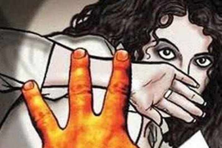 दिल्ली में कनाडाई महिला से बलात्कार, पब में हुई दोस्ती, आरोपी गिरफ्तार दिल्ली में कनाडाई महिला से बलात्कार, पब में हुई दोस्ती, आरोपी गिरफ्तार- India TV Hindi