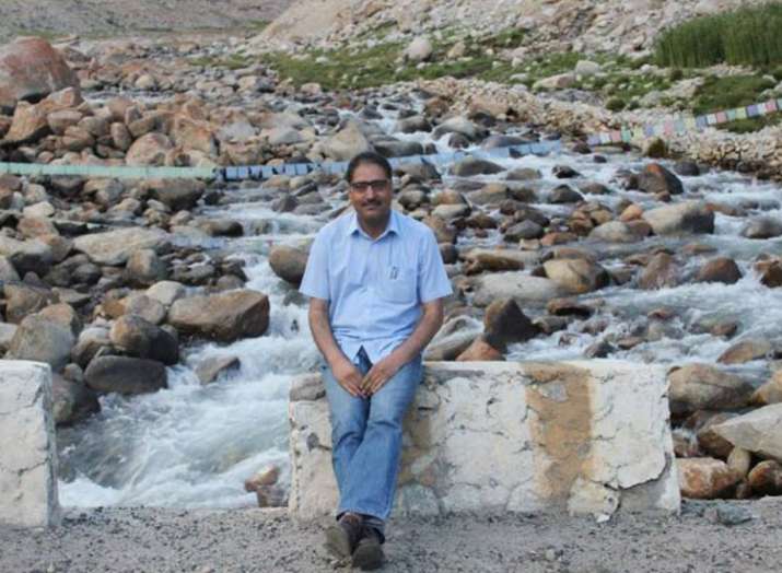 Journalist Shujaat Bukhari (File Photo) Journalist Shujaat Bukhari (File Photo)- India TV Hindi
