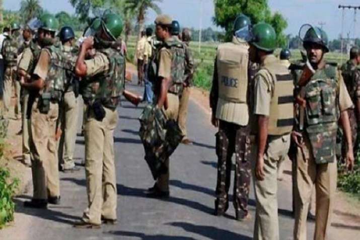 खूंटी में सांसद करिया मुंडा के अपहृत चार अंगरक्षकों को पुलिस ने सुरक्षित छुड़ाया खूंटी में सांसद करिया मुंडा के अपहृत चार अंगरक्षकों को पुलिस ने सुरक्षित छुड़ाया- India TV Hindi