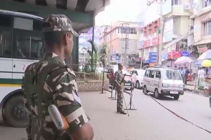 सुरक्षा व्यवस्था के... सुरक्षा व्यवस्था के...- India TV