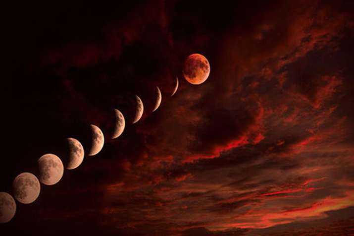 blood moon (Fille Pic) blood moon (Fille Pic)- India TV