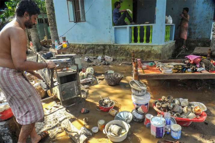 तबाही के बाद राज्य में फीकी पड़ी ओणम की चमक | PTI तबाही के बाद राज्य में फीकी पड़ी ओणम की चमक | PTI- India TV