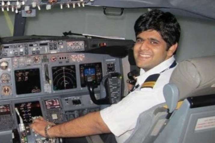 Indian pilot Bhavye Suneja Indian pilot Bhavye Suneja- India TV Hindi