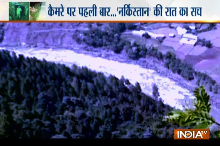 EXCLUSIVE | ये हैं वो रास्ते जहां से रेंगकर आते हैं आतंकी, LoC पार की स्याह रात का सच EXCLUSIVE | ये हैं वो रास्ते जहां से रेंगकर आते हैं आतंकी, LoC पार की स्याह रात का सच- India TV