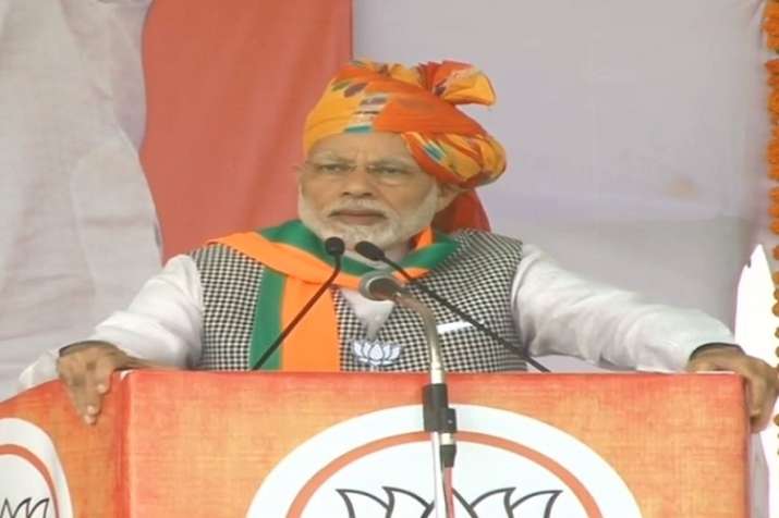 पीएम मोदी ने राहुल... पीएम मोदी ने राहुल...- India TV