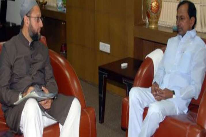 KCR Owaisi meeting live updates KCR Owaisi meeting live updates- India TV Hindi