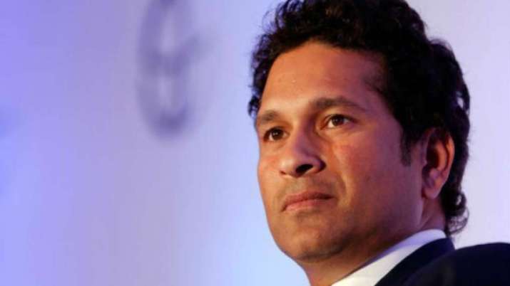 पर्थ की पिच को 'औसत' बताने पर सचिन तेंदुलकर ने की ICC की आलोचना, इन क्रिकेटर्स ने भी 'लताड़ा' पर्थ की पिच को 'औसत' बताने पर सचिन तेंदुलकर ने की ICC की आलोचना, इन क्रिकेटर्स ने भी 'लताड़ा'- India TV Hindi