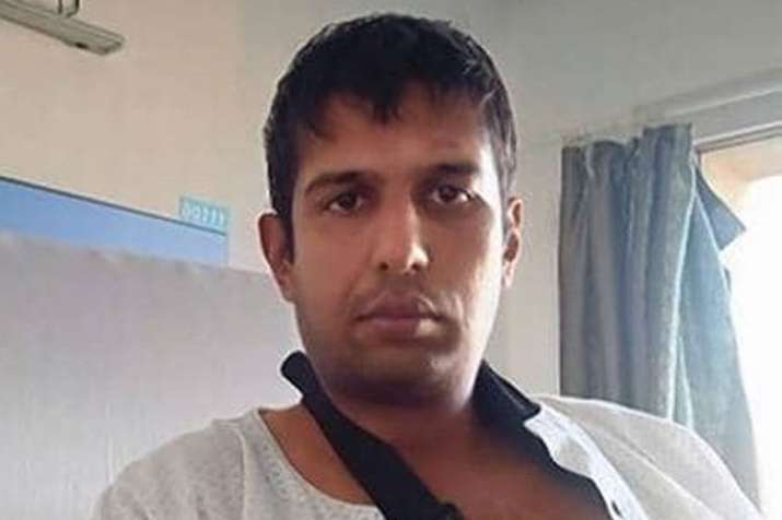 Mumbai: Kirti Chakra awardee army officer badly beaten up in road rage Mumbai: Kirti Chakra awardee army officer badly beaten up in road rage- India TV