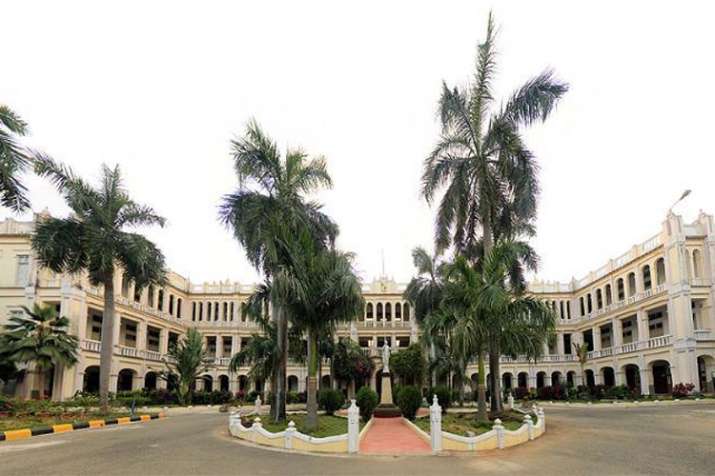 Loyola College removes 'offensive' paintings, apologizes for hurting Hindu sentiments | Loyola Colle Loyola College removes 'offensive' paintings, apologizes for hurting Hindu sentiments | Loyola Colle- India TV Hindi