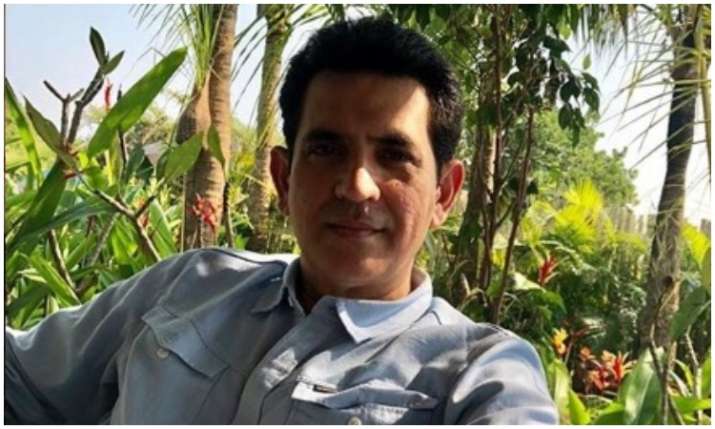omung Kumar omung Kumar- India TV