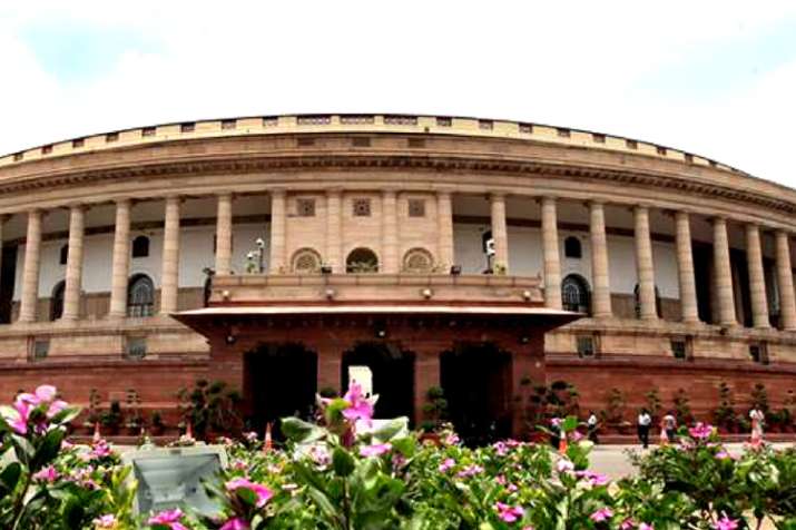 राज्यसभा में विपक्ष आरक्षण विधेयक लाने के समय पर सवाल उठा सकता है राज्यसभा में विपक्ष आरक्षण विधेयक लाने के समय पर सवाल उठा सकता है- India TV