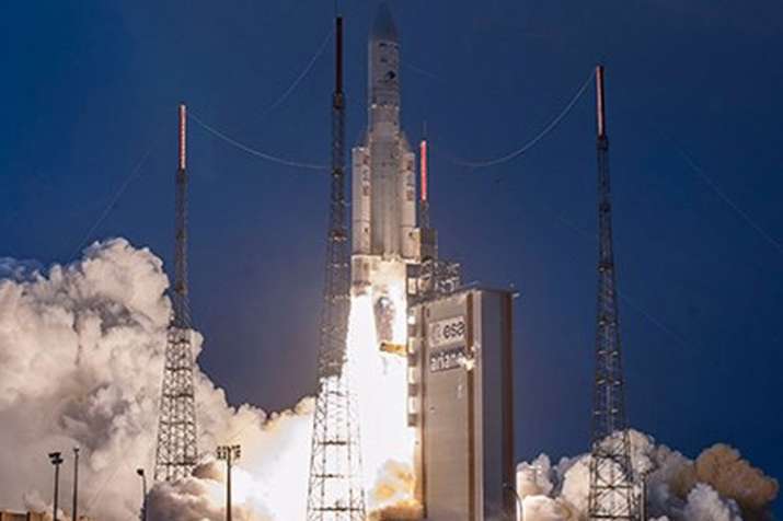 GSAT-31 launched from French Guiana to replace dying INSAT-4CR satellite GSAT-31 launched from French Guiana to replace dying INSAT-4CR satellite- India TV Hindi