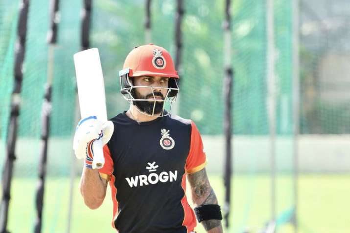 IPL 2019: सुरेश रैना के बाद ये कारनामा करने वाले दुनिया के दूसरे खिलाड़ी बने विराट कोहली IPL 2019: सुरेश रैना के बाद ये कारनामा करने वाले दुनिया के दूसरे खिलाड़ी बने विराट कोहली- India TV