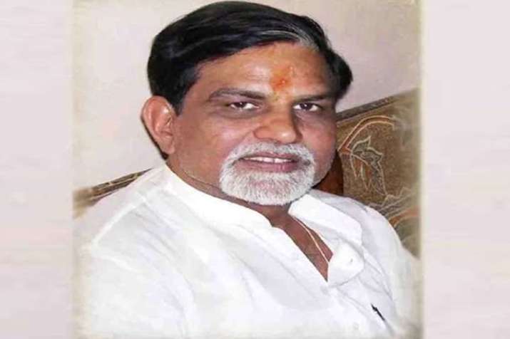 उत्तर प्रदेश में बीजेपी को लगा तगड़ा झटका, हमीरपुर के विधायक अशोक चंदेल को उम्र कैद की सजा उत्तर प्रदेश में बीजेपी को लगा तगड़ा झटका, हमीरपुर के विधायक अशोक चंदेल को उम्र कैद की सजा- India TV Hindi