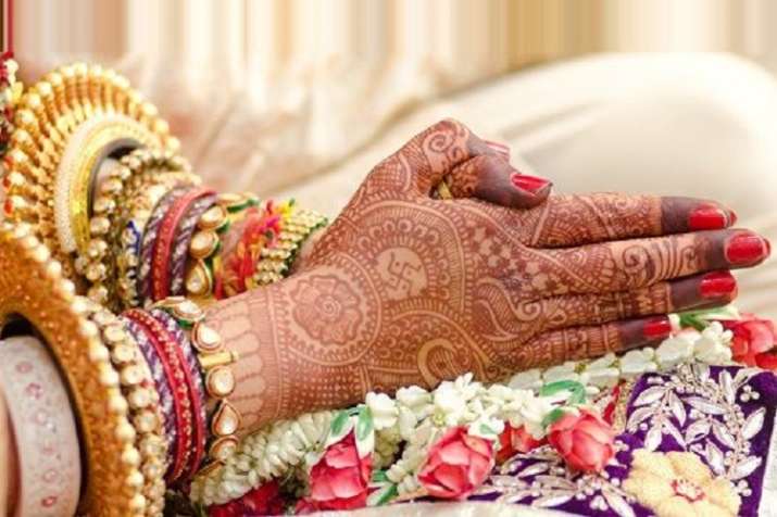 High court says transwoman is also a bride under Hindu... High court says transwoman is also a bride under Hindu...- India TV Hindi