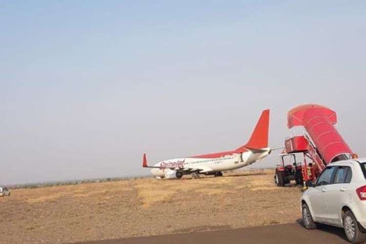 Spicejet plane Spicejet plane- India TV