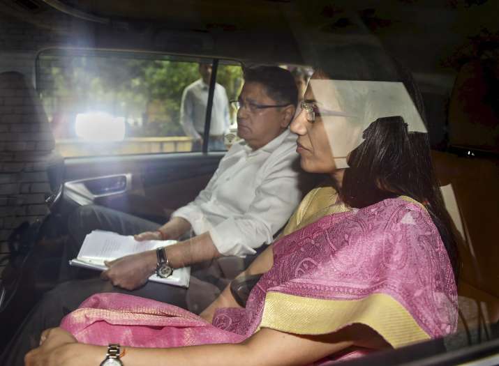 Chanda Kochhar, husband Deepak and Dhoot sent to judicial custody, know the full story of ICICI and Videocon fraud