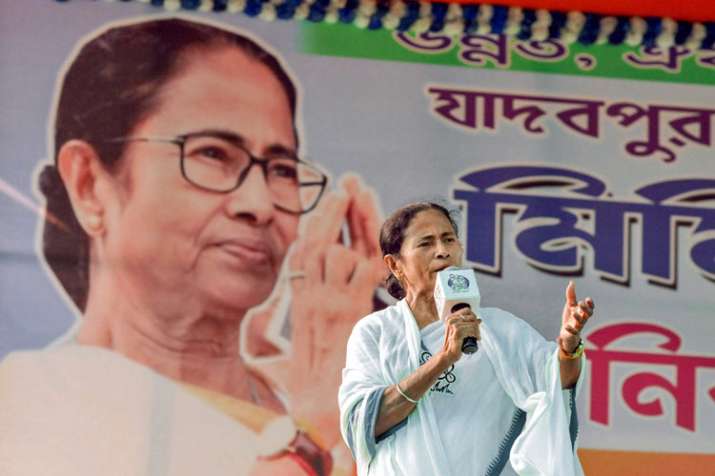 Mamata Banerjee, TMC leaders change Twitter, Facebook DP Mamata Banerjee, TMC leaders change Twitter, Facebook DP- India TV Hindi